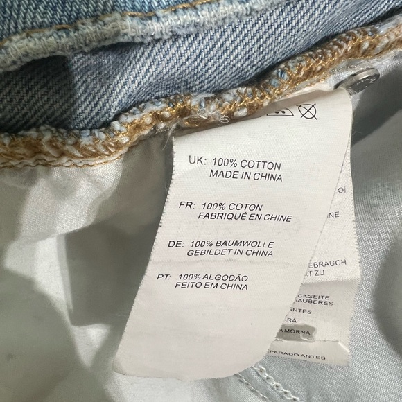 Bleach USA Distressed Denim Shorts | Size 4 | Raw Hem‎ Rebel Thrashed Grunge - Picture 7 of 15